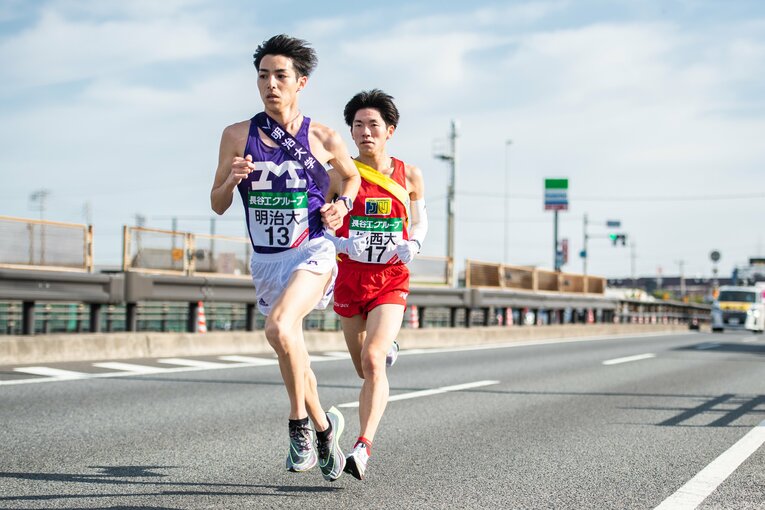 明治大・小袖英人、城西大・菊地駿弥　(C)Asami Enomoto