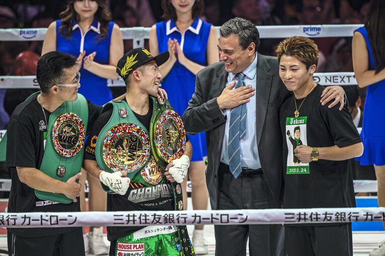 笑顔の井上家　©Takuya Sugiyama