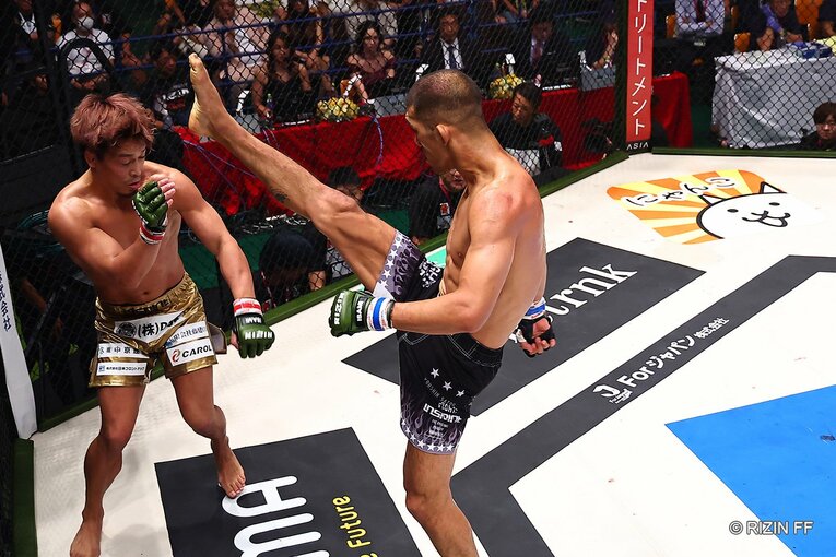 『RIZIN LANDMARK 6』佐藤将光vs.太田忍　©RIZIN FF