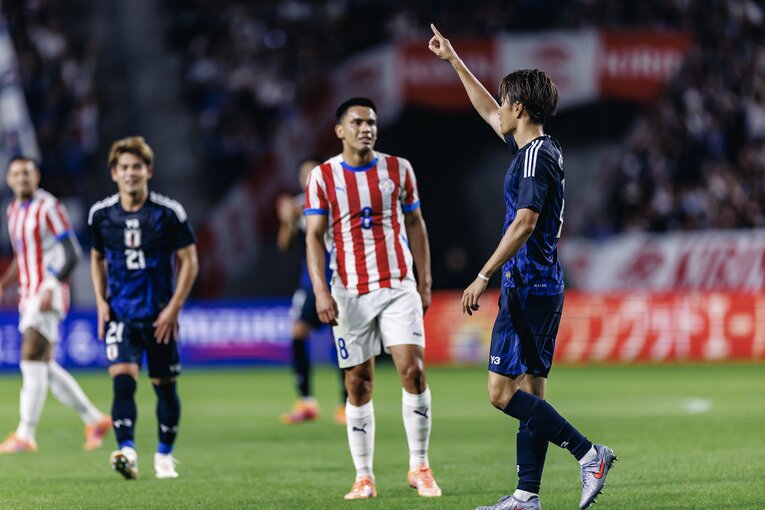 同点弾となった小川航基の強烈ミドル（5枚目／全6枚） ©Kiichi Matsumoto