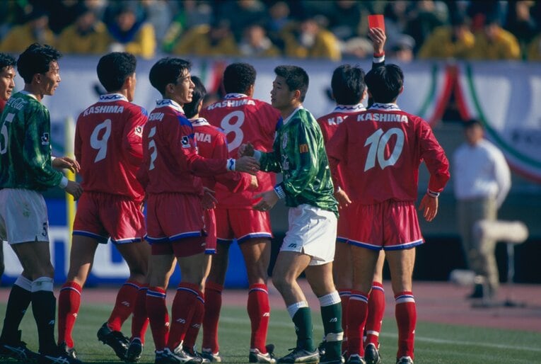 93年のヴェルディvs鹿島　©Sports Graphic Number