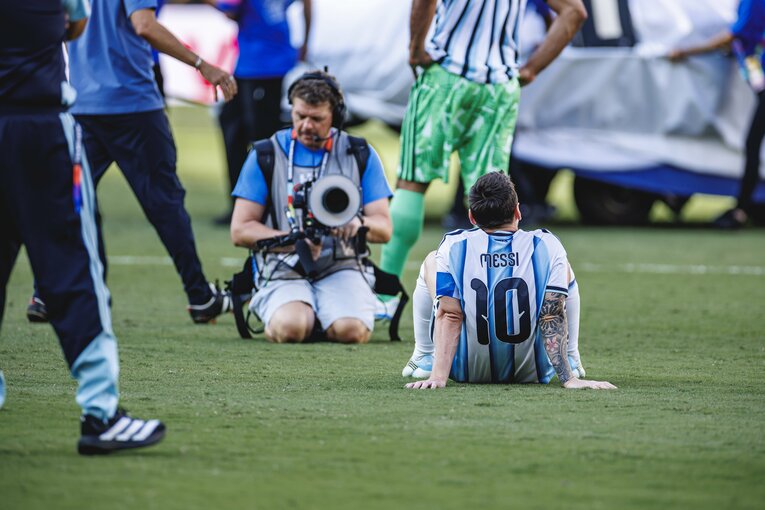 テレビに映らなかったW杯決勝撮影写真…（右に続きます）　©Kiichi Matsumoto/JMPA