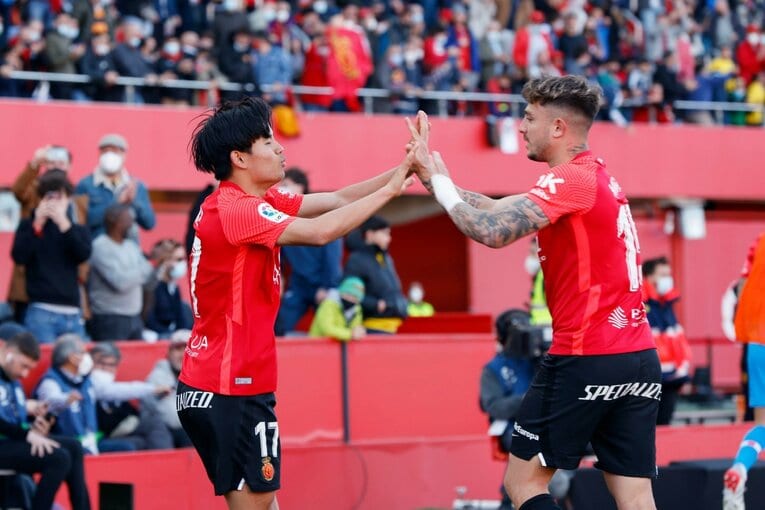 「クボは気合が入っていなかった」と言われたけど… 久保建英の“超集中”に元日本代表監督アギーレが拍手したワケ〈撮影者の視点〉(23)