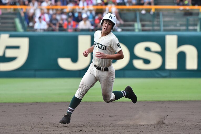 報徳学園時代の小園海斗（2018年ドラ1）　©Hideki Sugiyama