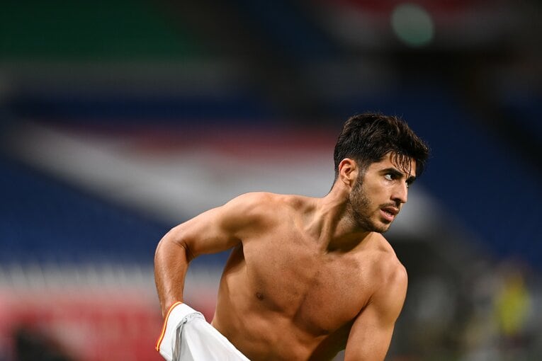 先制ゴールに喜ぶアセンシオ　©JMPA