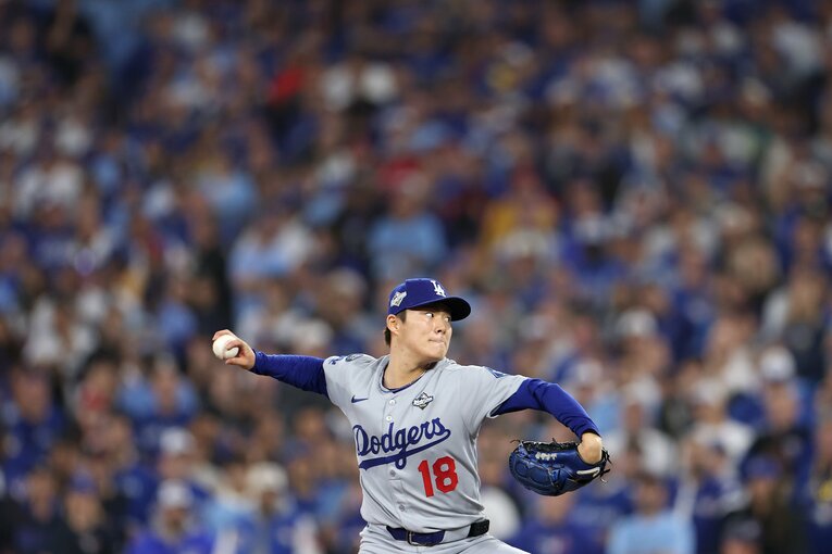 早くも来季のサイ・ヤング賞候補と目される山本由伸　©Getty Images