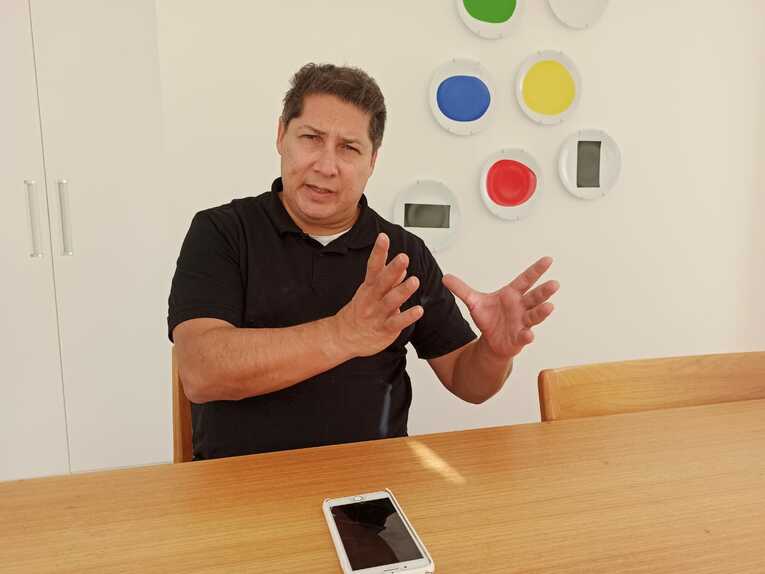 若き日を懐かしんで語るビスマルク　©Hiroaki Sawada