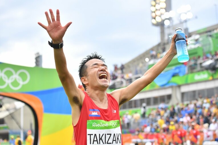 リオ五輪にて、ゴールし感極まる猫ひろし　©JMPA