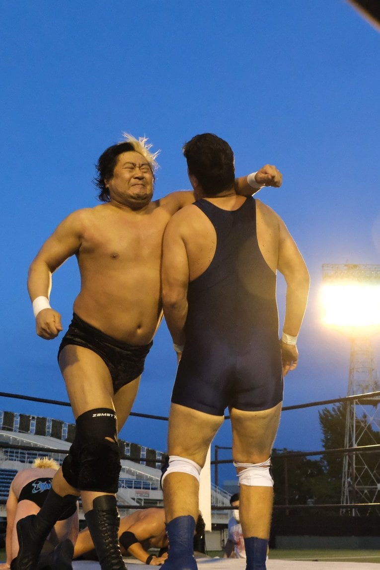 佐藤光留プロデュース『真夏の変態祭り』で諏訪魔に大仁田、鈴木みのるも大暴れ！ 灼熱の旧川崎球場で“1日6試合”の佐藤が感じたのは…？(29)