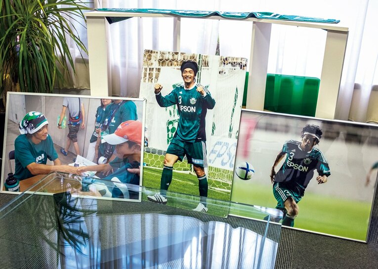 2011年、松本山雅時代の松田。'95年に前橋育英高から横浜マリノスに加入し、日本代表でも40試合に出場した。'11年に松本山雅へ移籍。この年の8月4日、34歳の若さで亡くなった　©Takuya Sugiyama