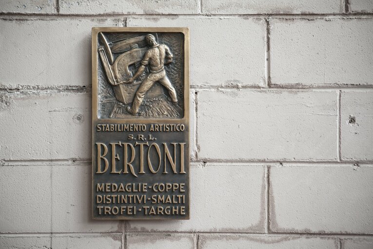 W杯製造工程の様子　©Paolo Vezzoli