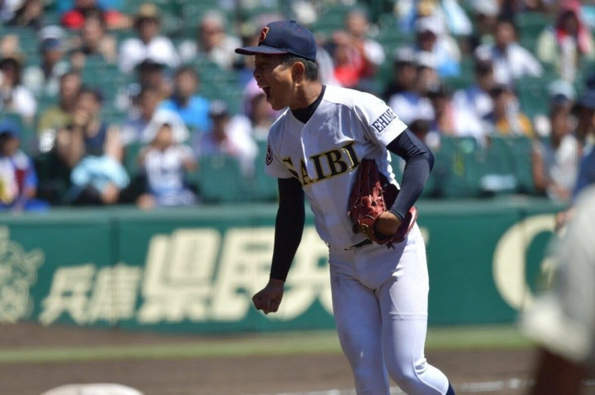 エース依存から一歩踏み出した済美 きょうの池内は頼もしくて 高校野球 Number Web ナンバー