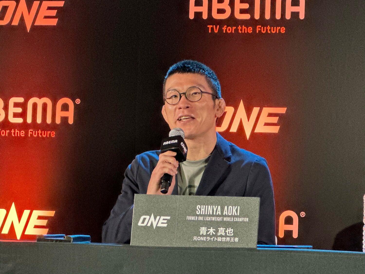 会見での青木　©Norihiro Hashimoto