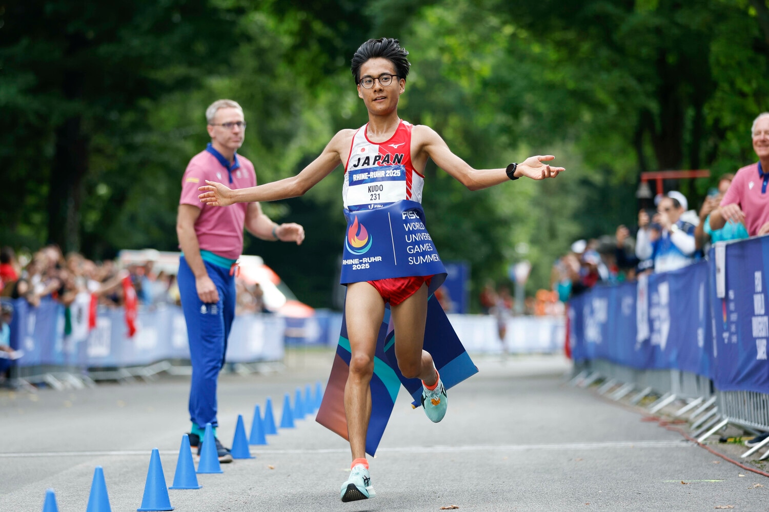昨年7月のワールドユニバーシティゲームズではハーフマラソンで金メダルを獲得　©AFLO