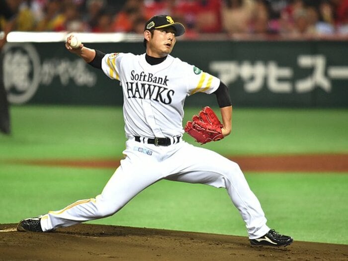 華やかなドラフトの陰で流れる“涙”。無指名、意中外、育成枠の男たち。＜Number Web＞ photograph by Hideki Sugiyama