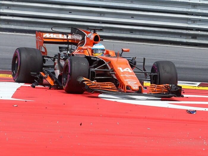 マクラーレンと契約解消？　F1撤退？ホンダを巡る不穏な噂の真偽は……。＜Number Web＞ photograph by AFLO