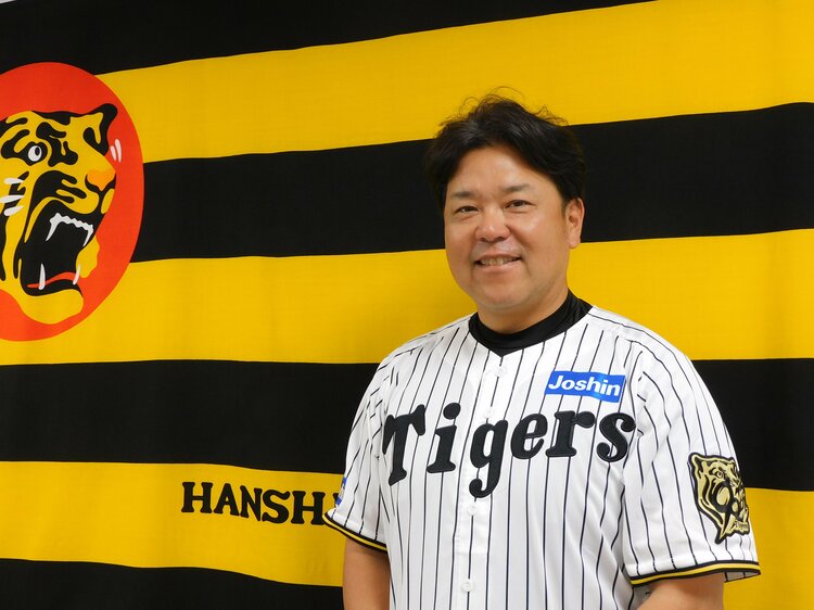 かつて「親バカ采配」批判も…“ノムさんの息子”野村克則52歳の今「首位