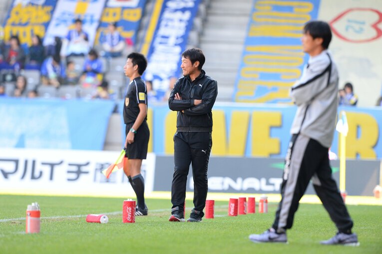 第25節パルセイロ戦での片野坂監督　©J.LEAGUE