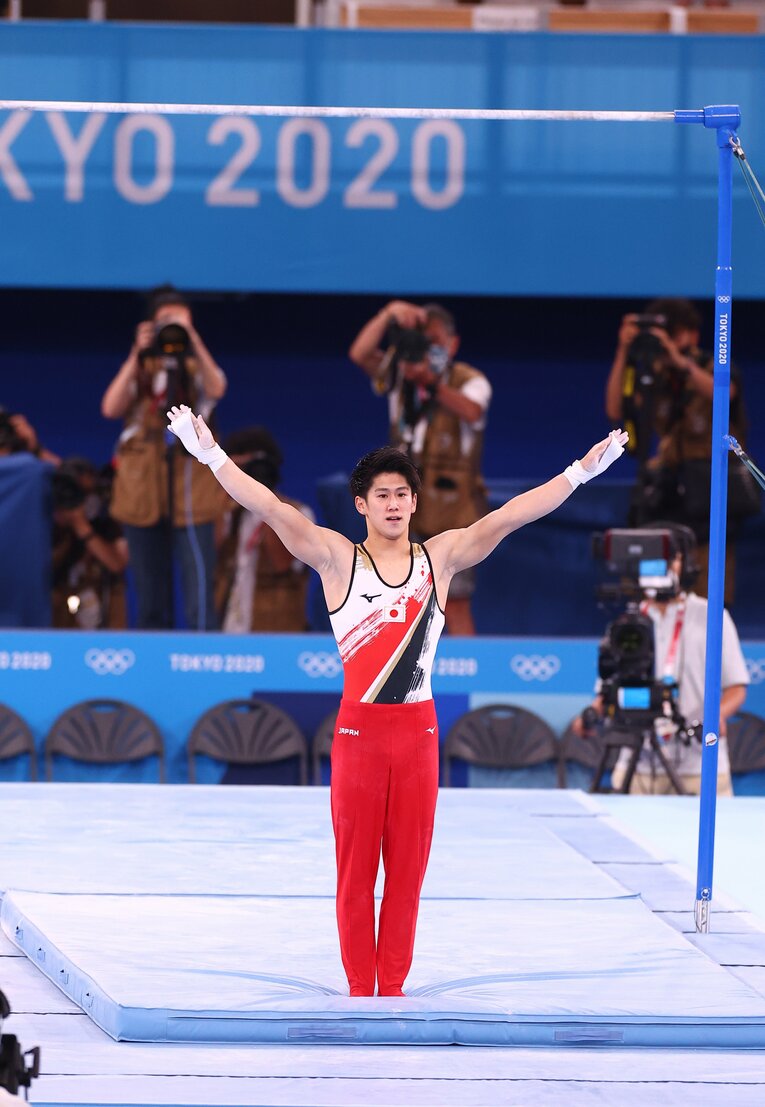 “内村のいない”体操日本代表は世界の頂点にどう近づいた？ 1年前に「3番手」と評された“平均21.5歳の4人”の急成長(20)