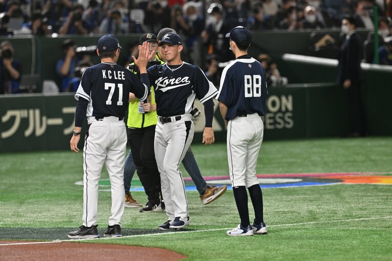 エドマン　©Naoya Sanuki