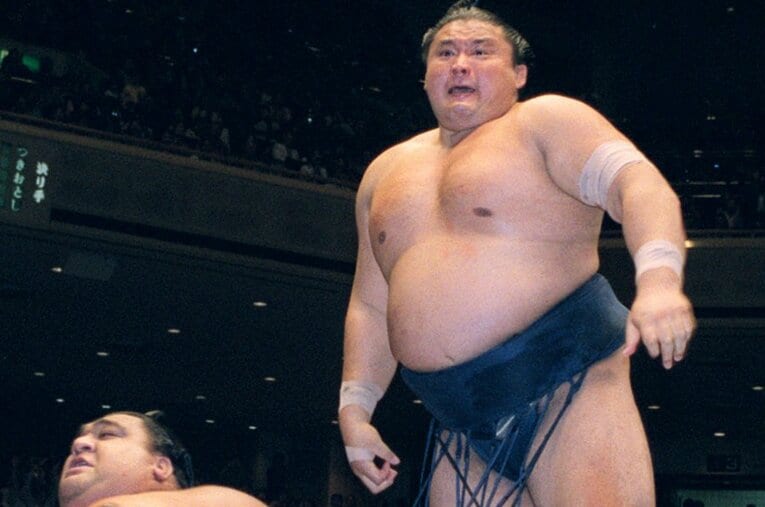 2001年夏場所の千秋楽、伝説の「貴乃花vs武蔵丸」。貴乃花が見せた“鬼の形相” ／ photograph by KYODO