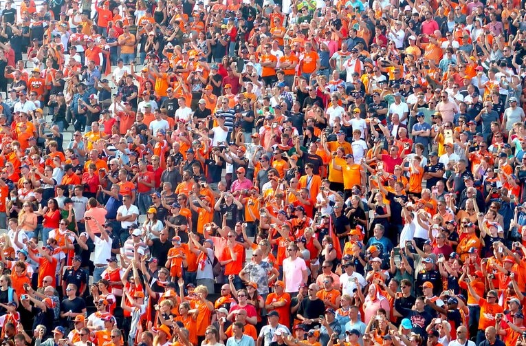 オランダGPの観客席は、平時と変わらない盛り上がりを見せた　©Masahiro Owari
