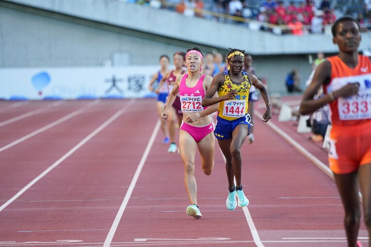 専門外の1500mでも日本人トップの3位に食い込み、母校に得点を持ち帰る意地を見せた　 ©Satoshi Wada