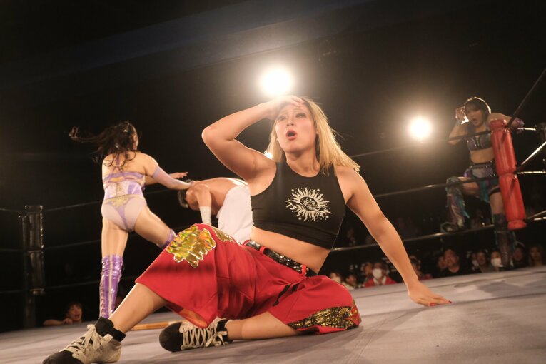 「私なんて“女もどき”なんじゃないか」タイで性別適合手術を受けたトランスジェンダー女子レスラー…エチカ・ミヤビがリングで流した涙の意味(11)