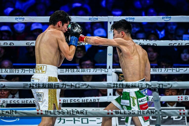 中谷潤人vs.ダビド・クエジャル。2月24日、有明アリーナ　©Takuya Sugiyama