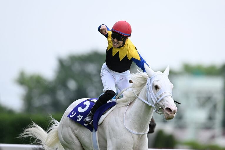 ソダシvsスターズオンアースは競馬史に残るレースとなるか？「ウオッカとダイワスカーレット」以来の“名牝ライバル誕生”を期待してしまう理由(40)