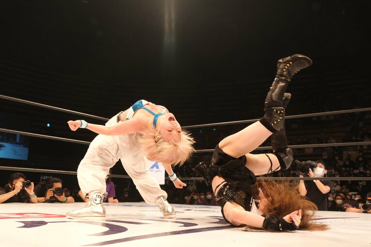 スターライト・キッド「やるならとことんやってやる」 ヒールからスターダムのトップへ、人気覆面レスラーの野望「不死鳥はもう飛べない」(9)