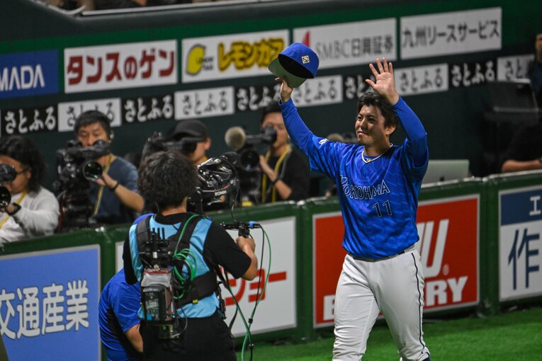 日本シリーズ第3戦、7回1失点の力投をみせたDeNA先発・東克樹　©︎Nanae Suzuki　