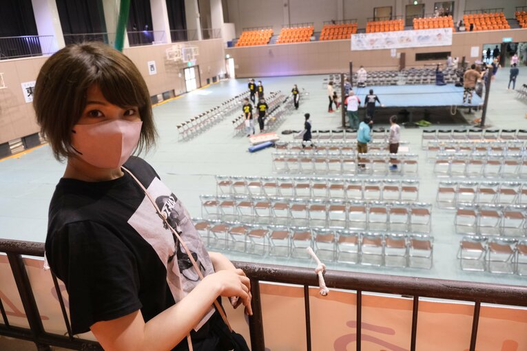 「可憐ですねぇ」人気女子レスラー・安納サオリに観客もウットリ…初の凱旋大会に滋賀が沸いた日「“絶対不屈彼女”は泣かないんです」(45)