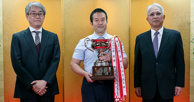 このまま引退かも」から2年…藤井聡太を返り討ち「ベンチプレス100キロ 