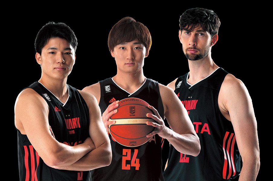〈Bリーグ2021-22シーズン開幕〉王座奪還を目指すアルバルク東京主力3選手が睡眠にこだわる理由とは?<Number Web> photograph by ALVARK TOKYO