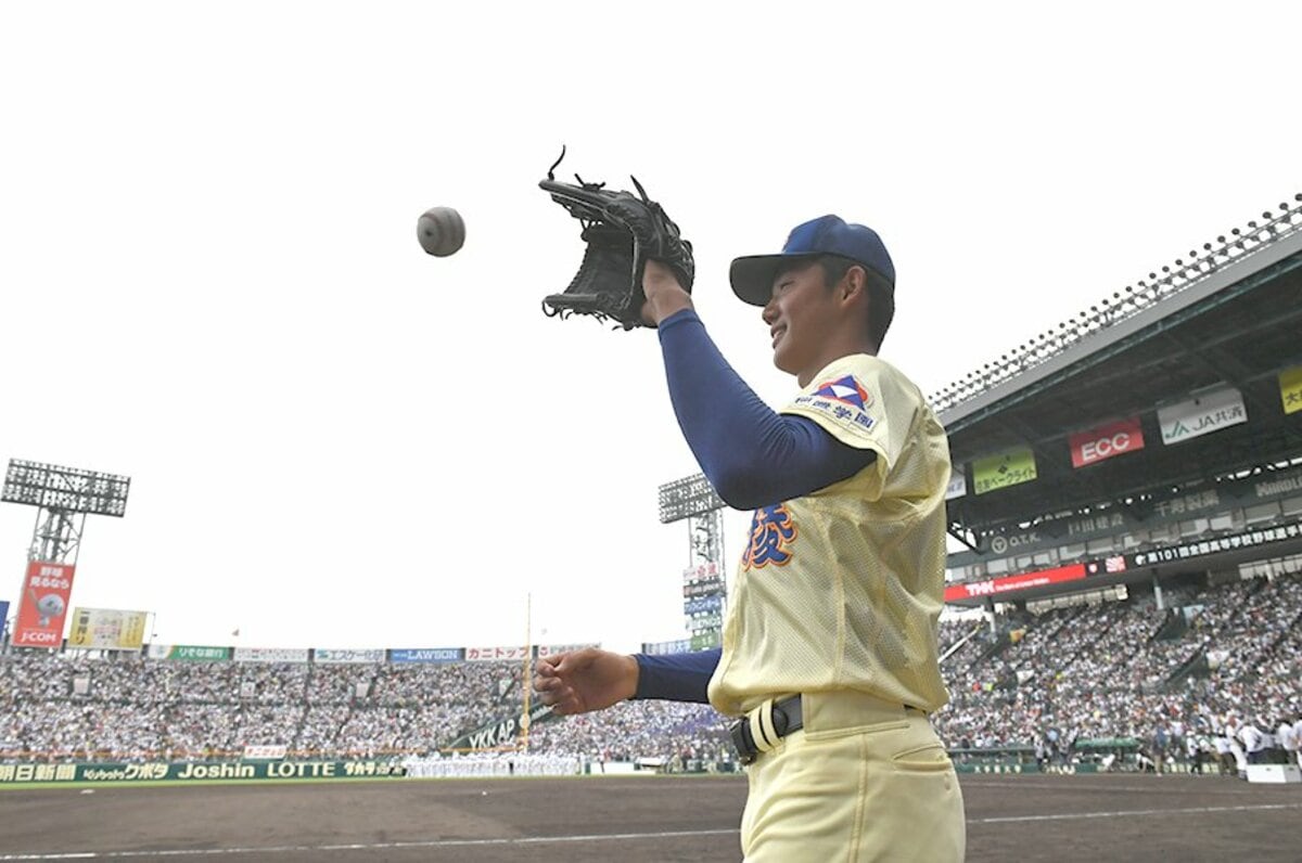 イニング平均球数わずか 12 39 奥川恭伸の賢さは甲子園史に残る 高校野球 Number Web ナンバー