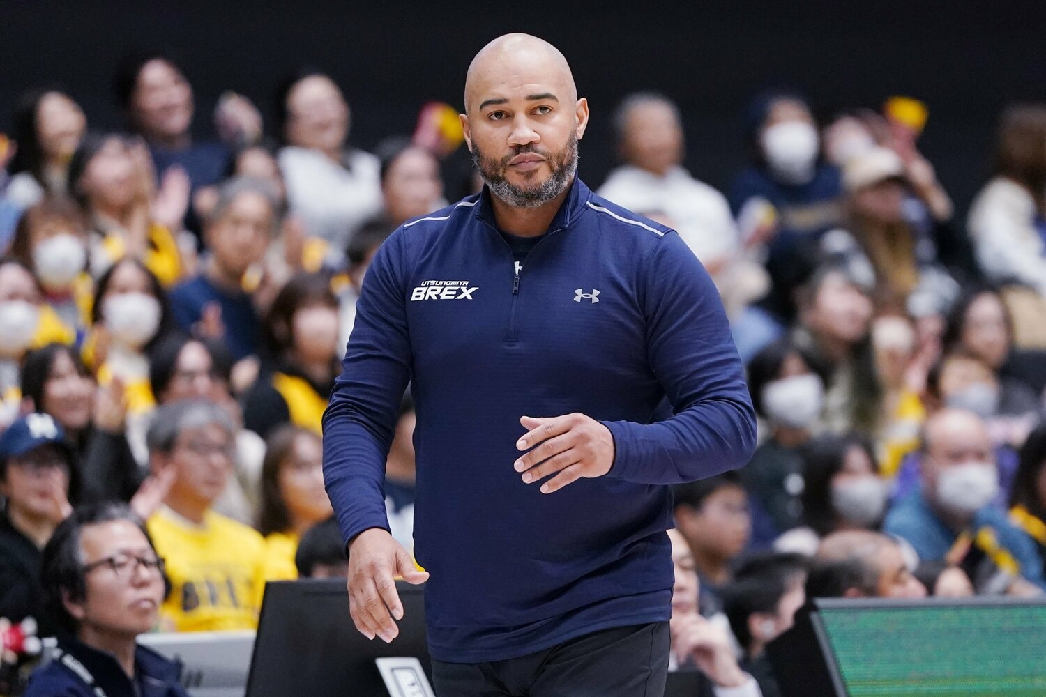 2月に急逝した宇都宮のブラスウェルHC　©AFLO