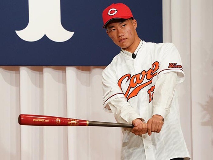 カープの育成ドラ1は“鈴木誠也以来の逸材”　18歳二俣翔一は「激戦の捕手争い」を勝ち上れるか？＜Number Web＞ photograph by Sankei Shimbun