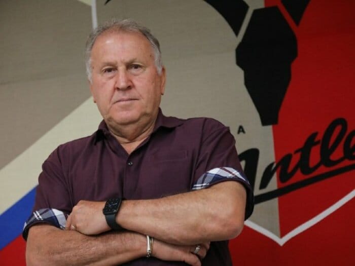 ジーコが語る「日本人ストライカーが直面する問題点」“期待のFW”に上田綺世を挙げた理由とは？ ＜Number Web＞ photograph by KASHIMA ANTLERS