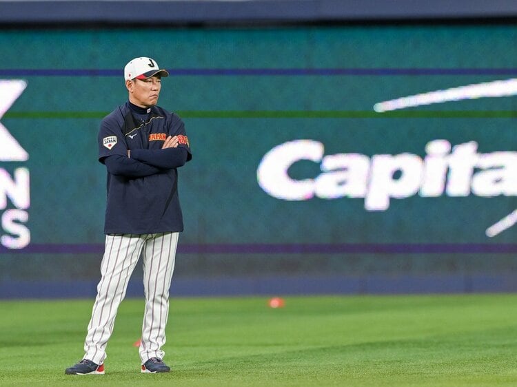 【WBC】野球　日本代表　井端ユニフォーム 侍ジャパン新ユニホーム発表 井端弘和監督は「軽量化されていると