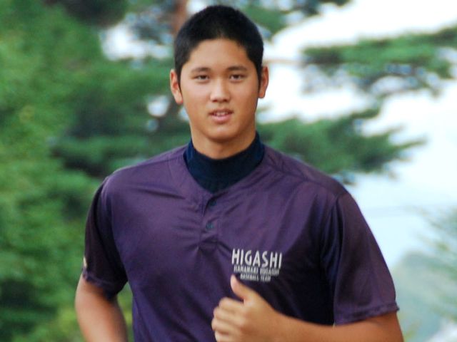 大谷のスライダーは真横に“消えた”」9年前、花巻東高校で18歳大谷翔平