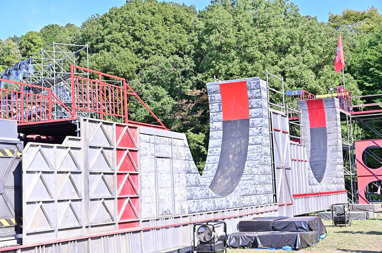 2021年のそり立つ壁　©TBS