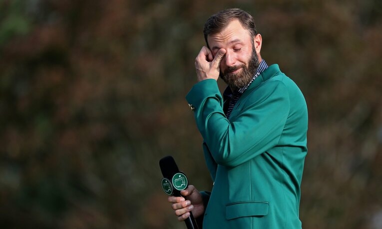 優勝会見では感極まったダスティ・ジョンソン　©︎Getty Images