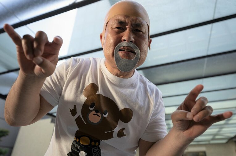 マニアックかつ豊富なレパートリーで人気のものまね芸人・神奈月。武藤敬司の引退発表をどう受け止めたのか？ ／ photograph by Shiro Miyake