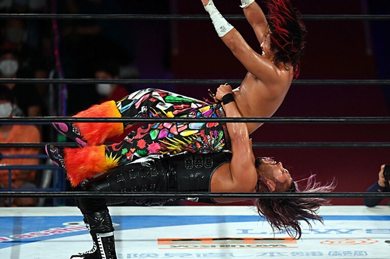 2本のベルトはEVILに貸してただけ!?内藤哲也、神宮球場でタイトル奪還へ。(2)