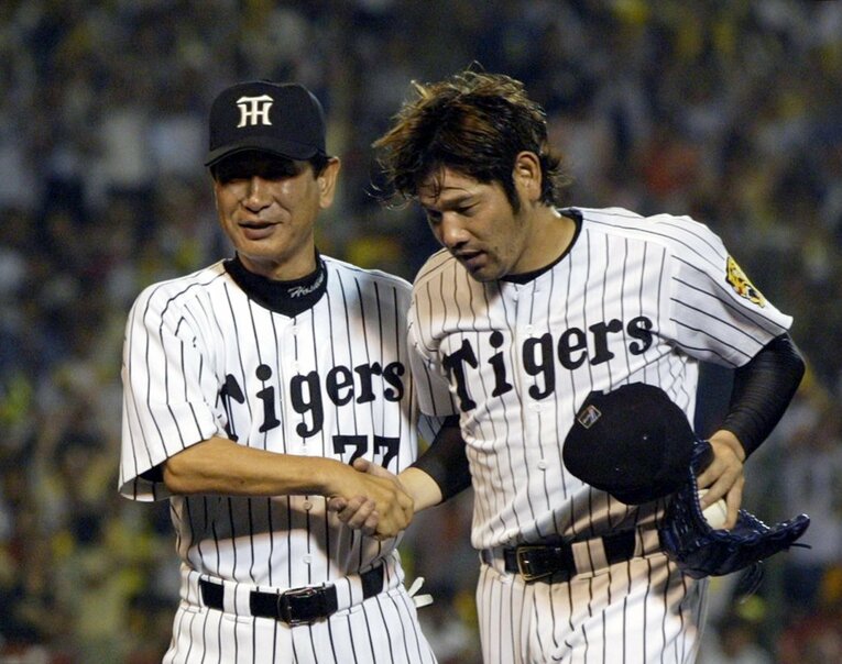 恩師である星野監督と下柳　©︎SANKEI SHIMBUN