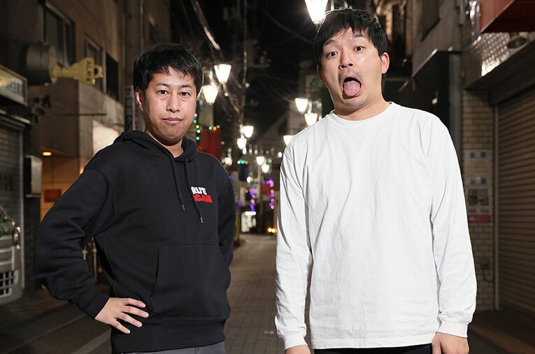 ウエストランドの井口浩之（左）と河本太。M-1決勝は今回が初めてだった ／ photograph by Shigeki Yamamoto