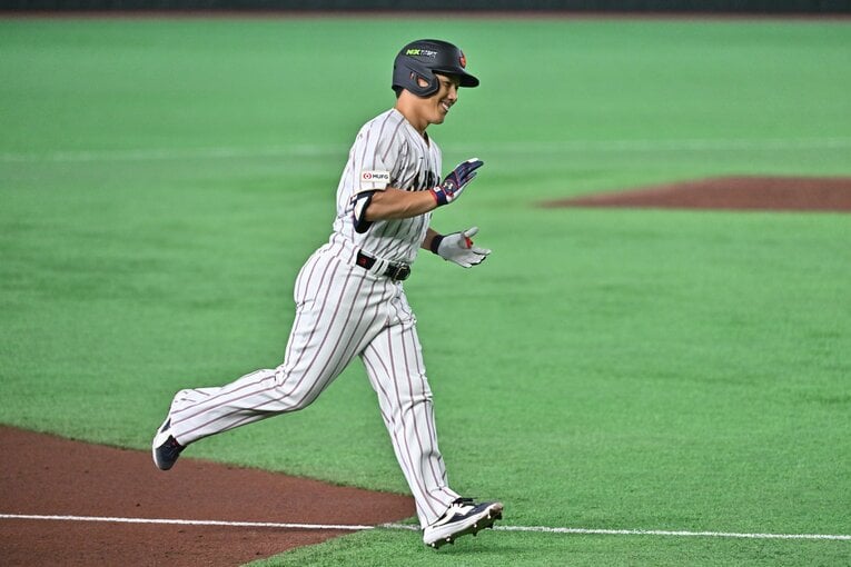 吉田正尚にも一発が！　©️Hideki Sugiyama