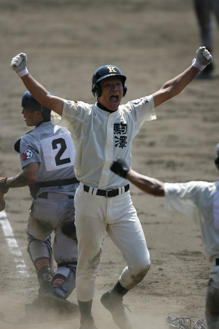 2006年夏の甲子園。喜ぶ田中将大　©BUNGEISHUNJU