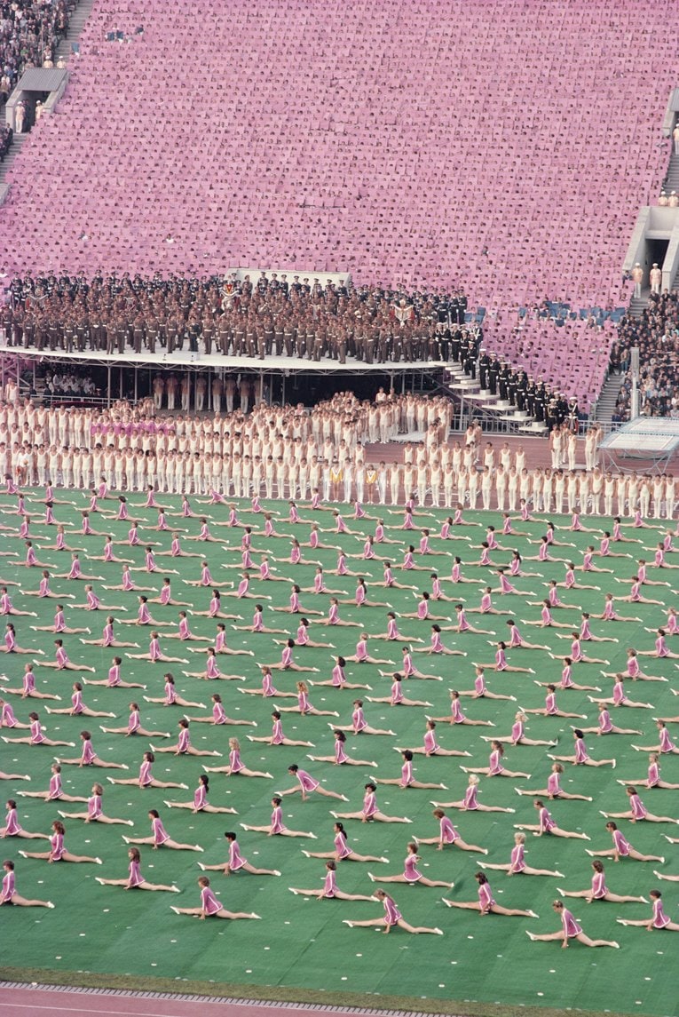 モスクワ五輪の開会式。イギリスやフランスは行進に選手が参加しなかった　©Getty Images